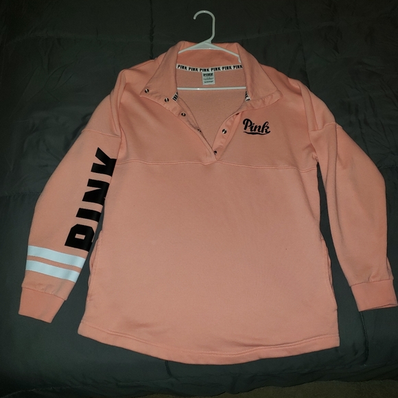 PINK Victoria's Secret Tops - PINK sweatshirt